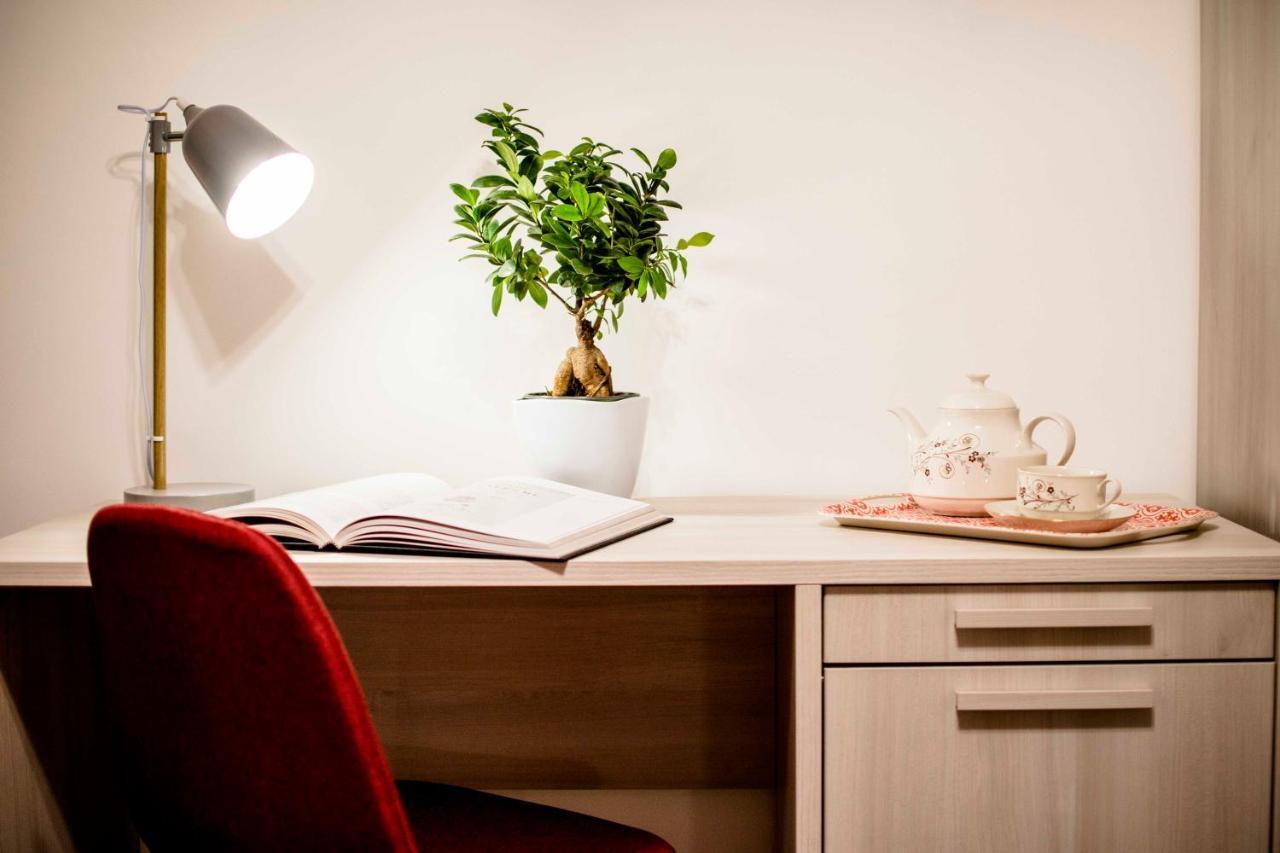 Tetide Home Palermo Bagian luar foto